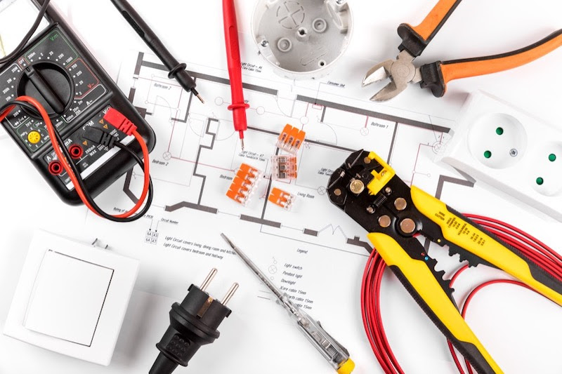 10 Common DIY Electrical Mistakes