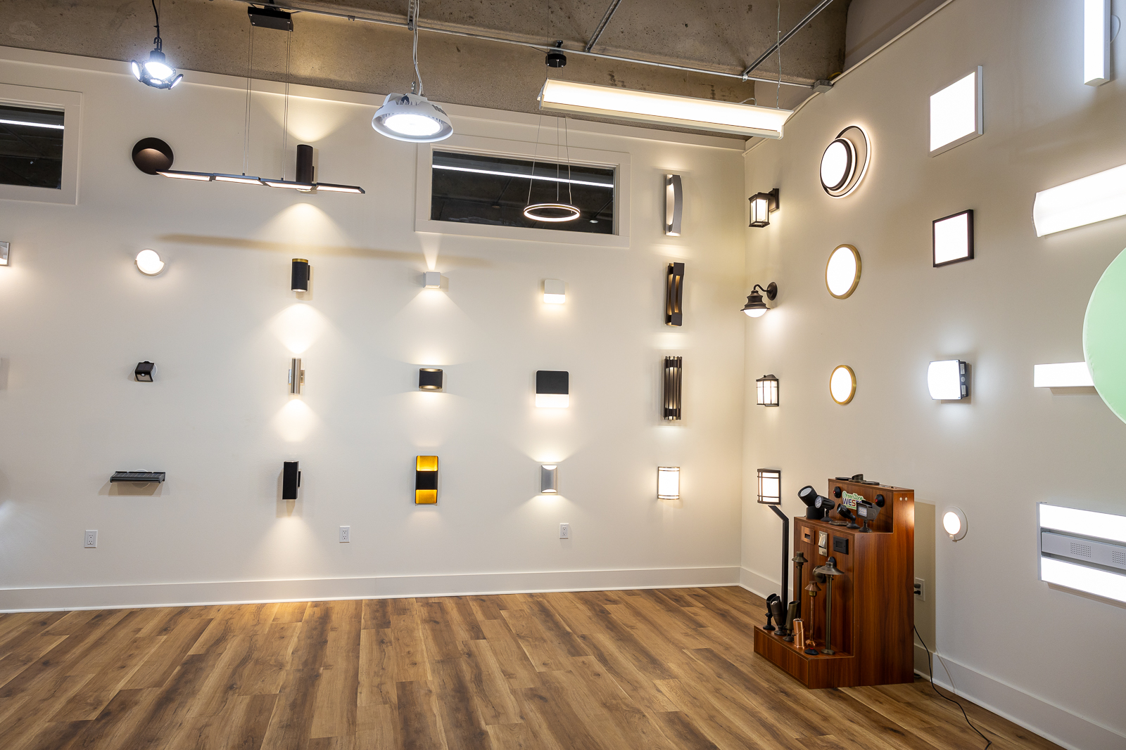CJ - CE - Showroom Photos-Web-0009
